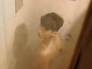 realizes masturbates